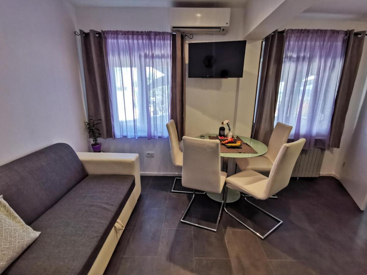 Apartments Plejic Seget Vranjica Exterior photo