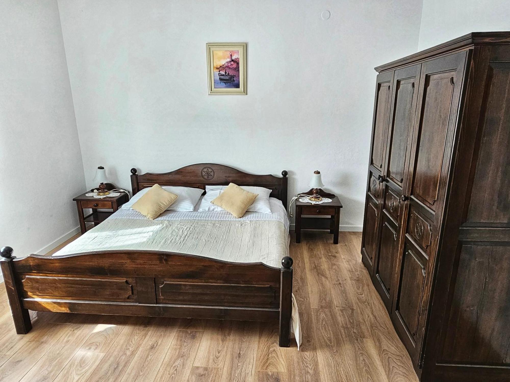 Apartments Plejic Seget Vranjica Exterior photo