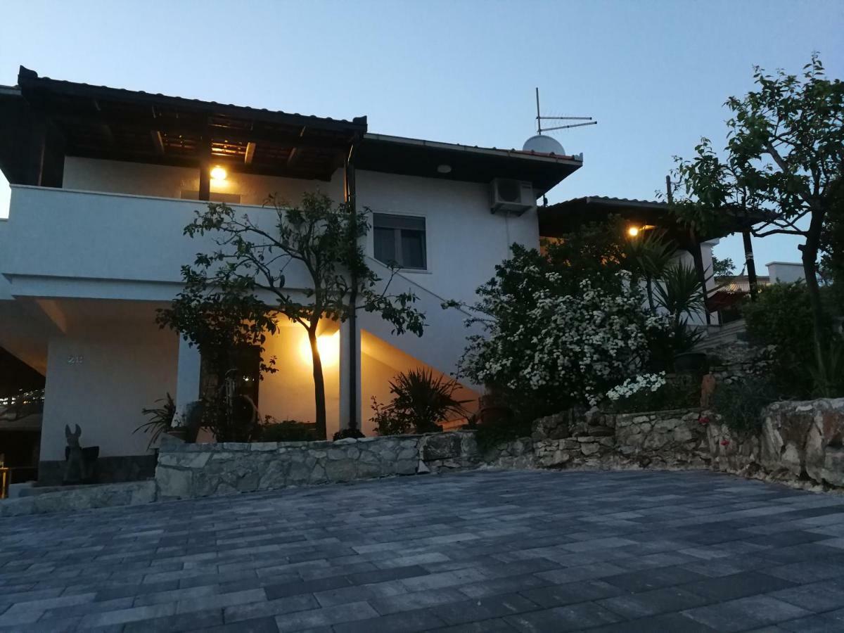 Apartments Plejic Seget Vranjica Exterior photo